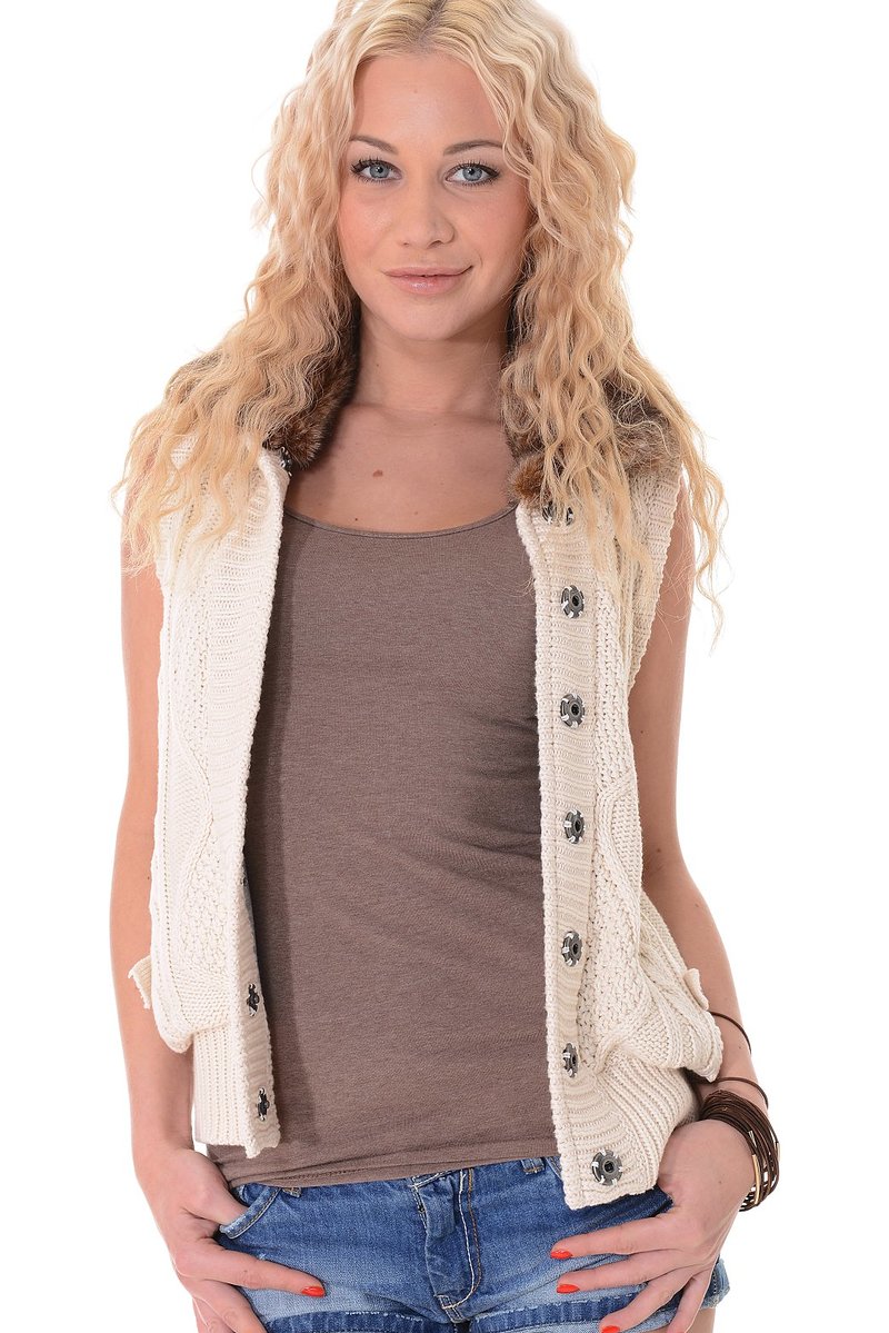 Елизавета, 22 года, 1 размер груди